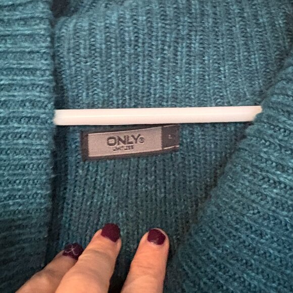 Only Women's Teal GREEN/BLUE Cardigan with Button Detail - Picture 2 of 4